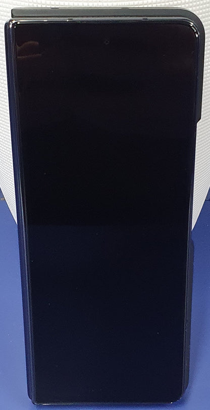 Samsung Galaxy Z Fold4 - 256GB - Black - Fold Pen and Spigen Case Included