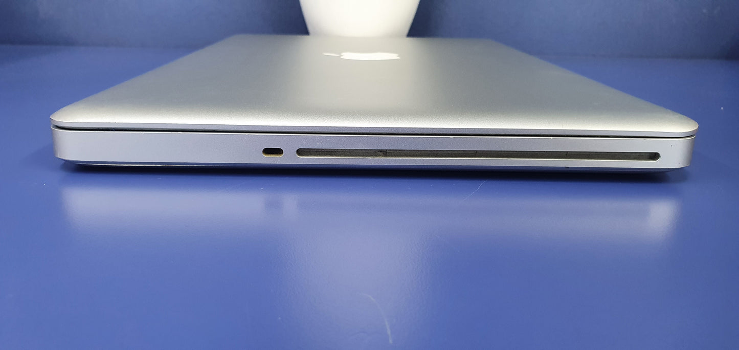 Apple Macbook Pro 2012 - Intel Core i5 - 8GB RAM - 256GB SSD - 13.3" HD - macOS Catalina