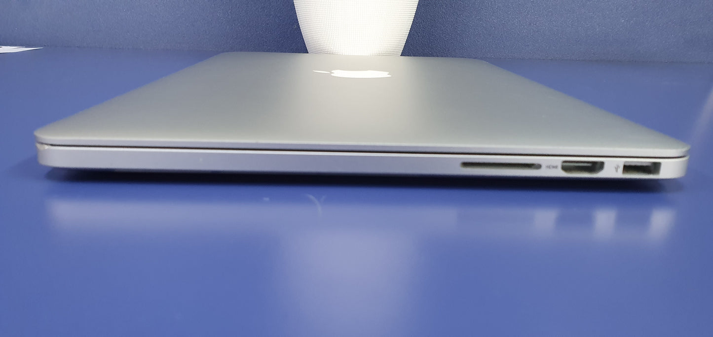 2015 i5 Macbook Pro - 8GB RAM - 512GB SSD - macOS Monterey